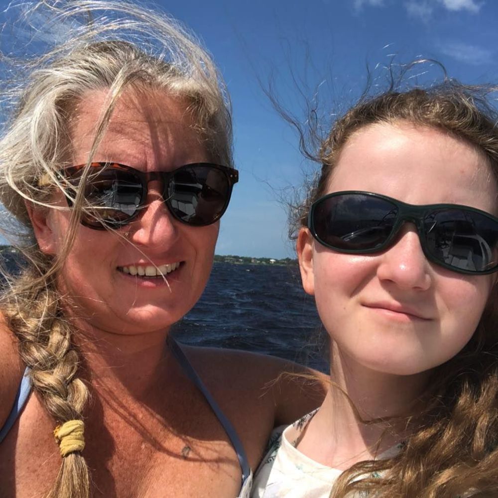 Meet your Posher, Genelle